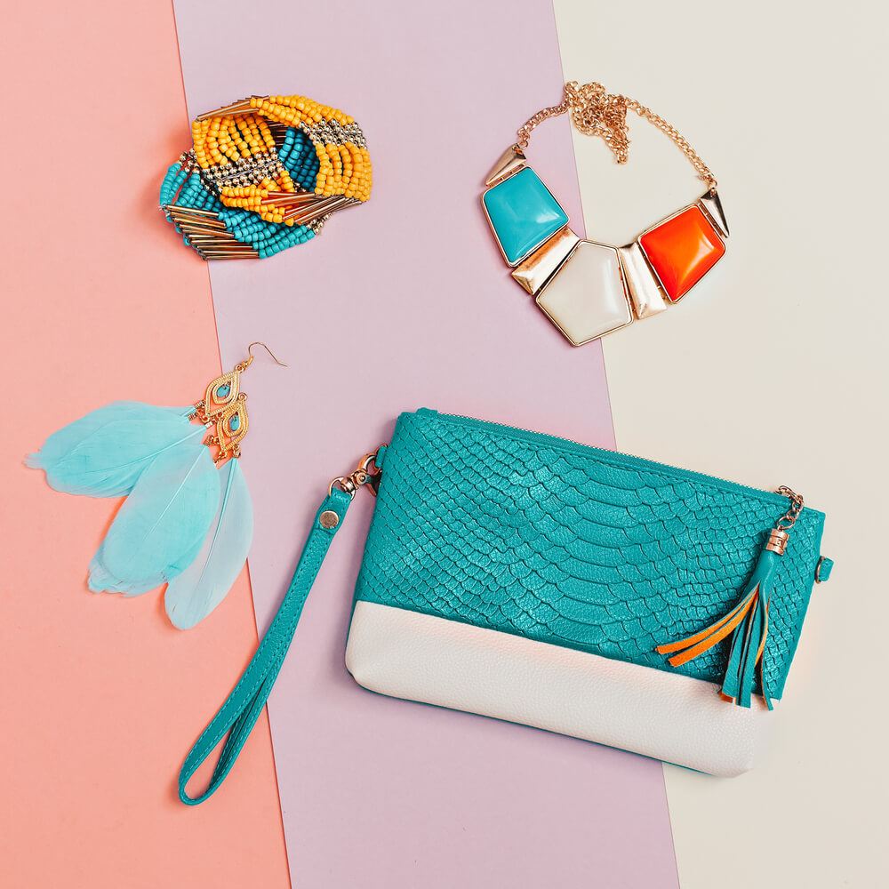 パーソナルカラー別のアクセサリーの選び方